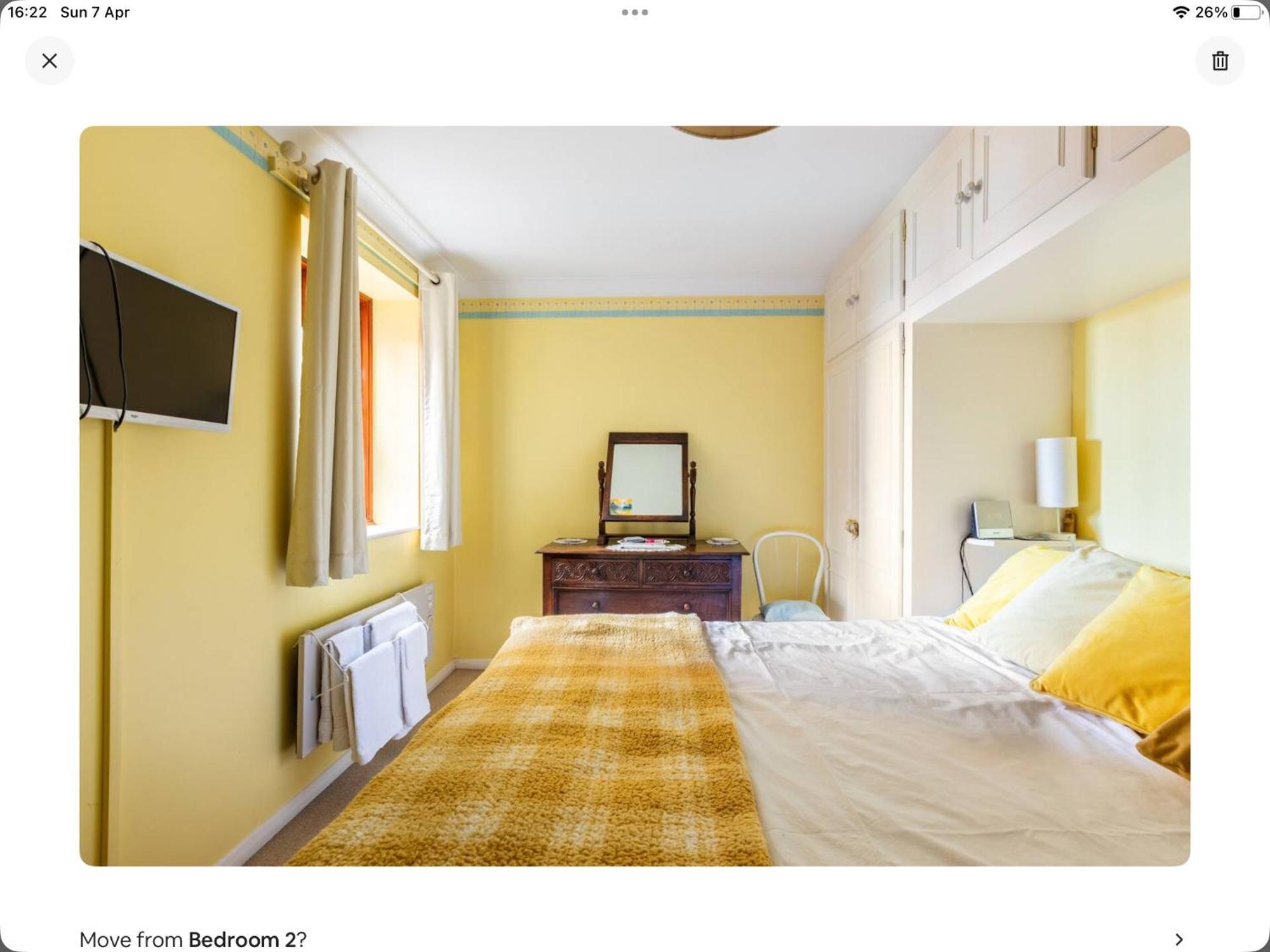 2 Bedrooms Apartment With Free Parking Лансинг Екстериор снимка