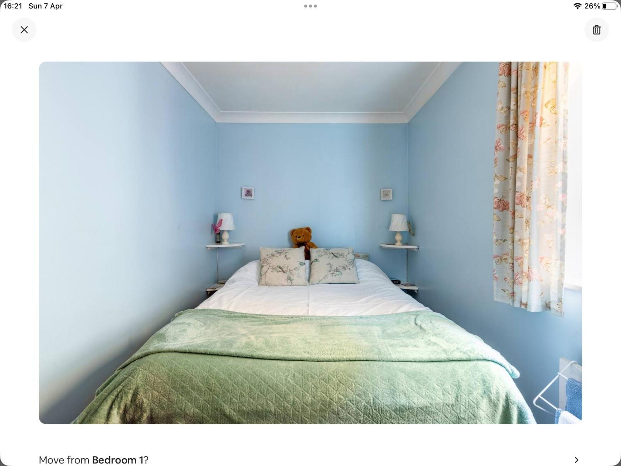 2 Bedrooms Apartment With Free Parking Лансинг Екстериор снимка