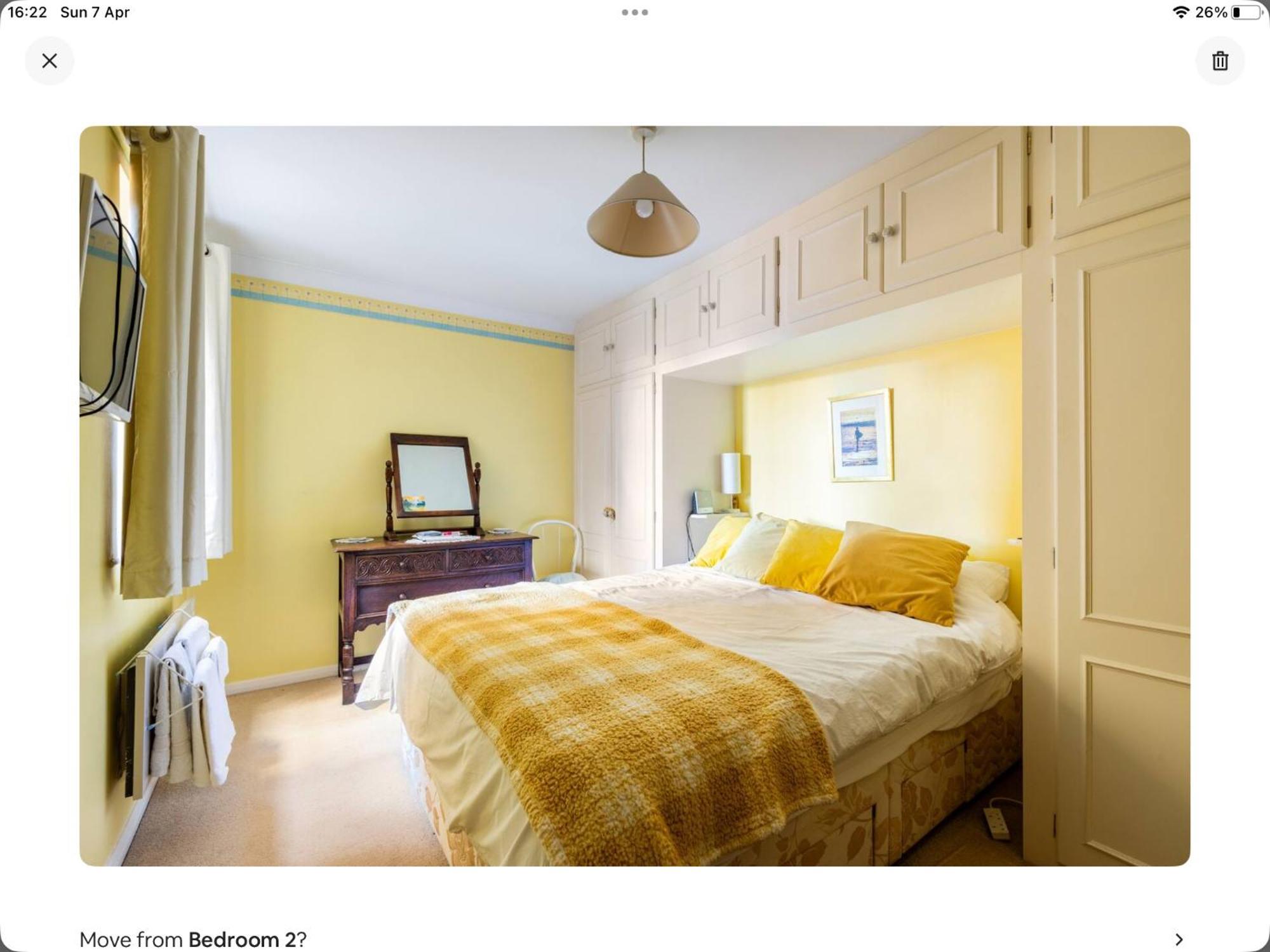 2 Bedrooms Apartment With Free Parking Лансинг Екстериор снимка